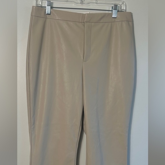 NWT JOE FRESH FAUX LEATHER WOMEN PANTS IN CREAM COLOUR SIZE 10 - Picture 2 of 10